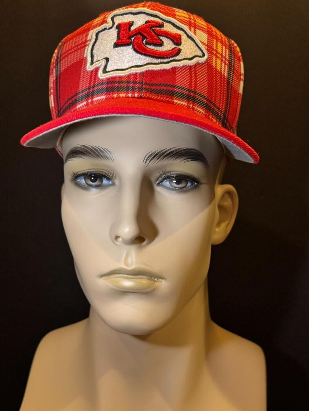 KANSAS CITY CHIEFS RED PLAID NEW ERA 9FIFTY SNAP-ON BASEBALL HAT. NEW